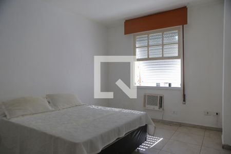 Quarto de apartamento para alugar com 2 quartos, 60m² em Aparecida, Santos