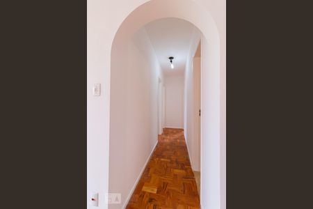 Corredor de apartamento para alugar com 3 quartos, 98m² em Vila Mariana, São Paulo