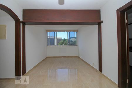 Sala de apartamento para alugar com 3 quartos, 80m² em Laranjeiras, Rio de Janeiro