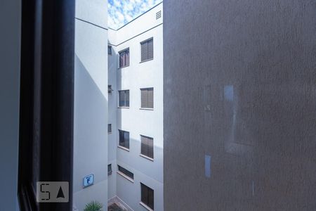 Vista Sala de apartamento para alugar com 2 quartos, 48m² em Vila Abranches, Ribeirão Preto