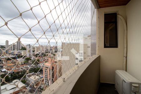 Sacada de apartamento à venda com 1 quarto, 50m² em Cambuí, Campinas