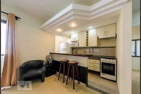 Sala de apartamento para alugar com 1 quarto, 50m² em Cambuí, Campinas