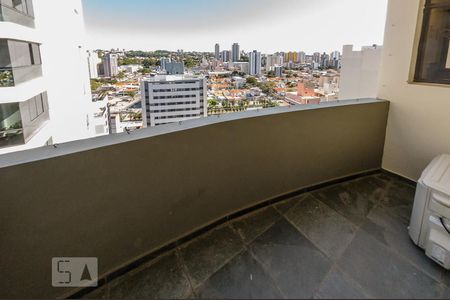 Sacada da Sala de apartamento para alugar com 1 quarto, 81m² em Cambuí, Campinas