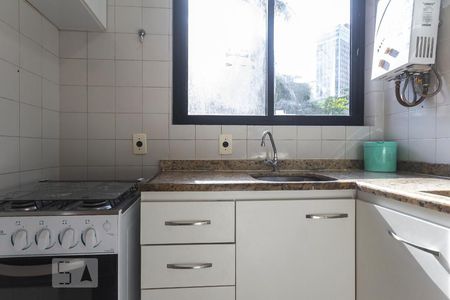 Cozinha de apartamento à venda com 2 quartos, 80m² em Barra da Tijuca, Rio de Janeiro