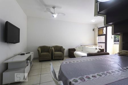 Sala de apartamento à venda com 2 quartos, 80m² em Barra da Tijuca, Rio de Janeiro