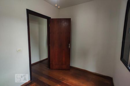 Quarto 1 de casa para alugar com 3 quartos, 178m² em Jardim Bonfiglioli, São Paulo