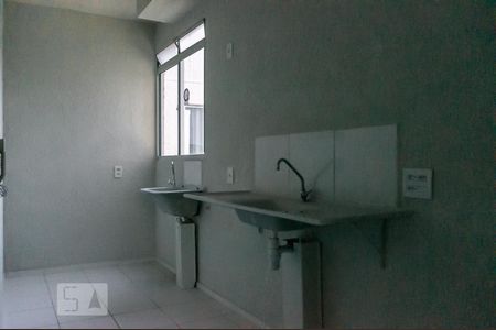 Cozinha de apartamento à venda com 2 quartos, 41m² em Sarandi, Porto Alegre