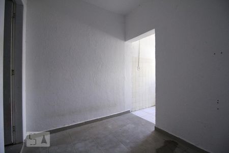 Casa à venda com 70m², 1 quarto e sem vagaSala