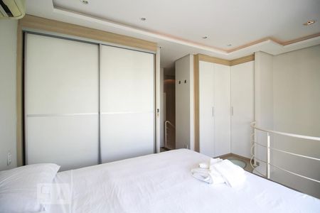 Suíte  de apartamento para alugar com 1 quarto, 45m² em Vila Nova Conceição, São Paulo