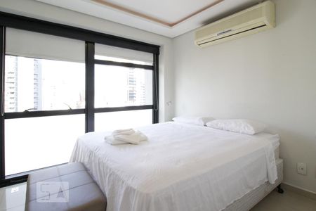 Suíte  de apartamento para alugar com 1 quarto, 45m² em Vila Nova Conceição, São Paulo