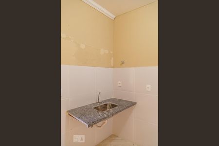 Cozinha de kitnet/studio para alugar com 1 quarto, 30m² em Santa Efigênia, Belo Horizonte