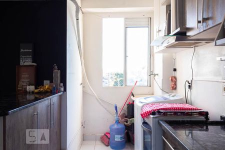 Cozinha de apartamento à venda com 3 quartos, 80m² em Bairro Fátima, Canoas