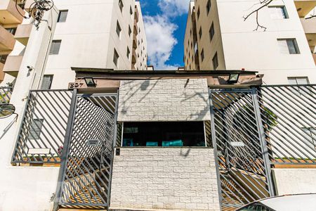 Fachada de apartamento à venda com 3 quartos, 62m² em Vila Inglesa, São Paulo