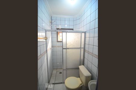 Banheiro de apartamento para alugar com 1 quarto, 30m² em São José, Canoas