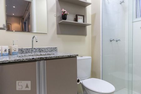 Banheiro de apartamento para alugar com 1 quarto, 58m² em Vila Matias, Santos