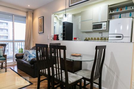 Sala de apartamento para alugar com 1 quarto, 58m² em Vila Matias, Santos