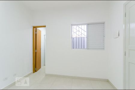 Quarto/Sala de kitnet/studio para alugar com 1 quarto, 18m² em Saúde, São Paulo