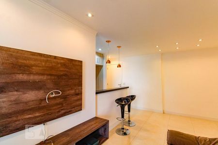 Sala de apartamento para alugar com 2 quartos, 68m² em Jardim Flor da Montanha, Guarulhos