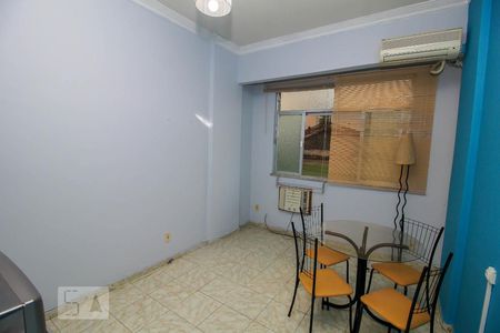 Quarto de kitnet/studio para alugar com 1 quarto, 20m² em Botafogo, Rio de Janeiro