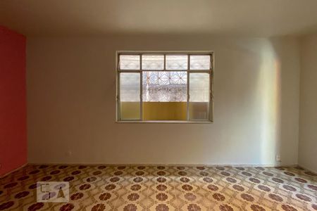 Sala de casa à venda com 2 quartos, 60m² em Olaria, Rio de Janeiro