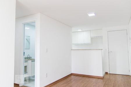Sala de apartamento para alugar com 2 quartos, 56m² em Vila Floresta, Santo André