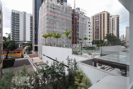 Vista da sala de apartamento para alugar com 1 quarto, 40m² em Funcionários, Belo Horizonte