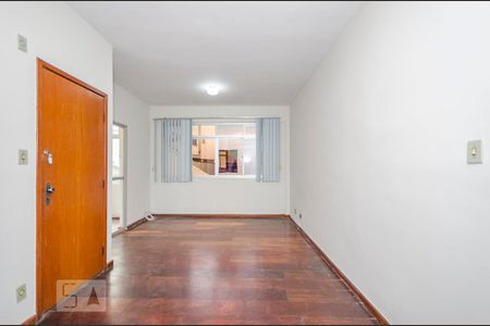 Sala de apartamento para alugar com 3 quartos, 118m² em Estoril, Belo Horizonte