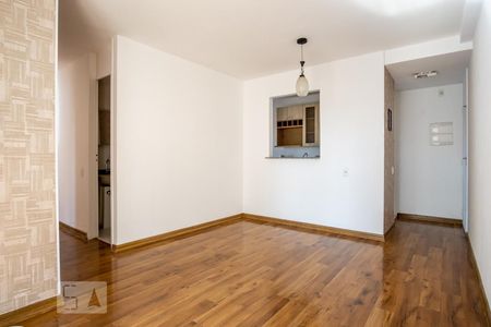 Sala de apartamento para alugar com 3 quartos, 61m² em Vila Ema, São Paulo