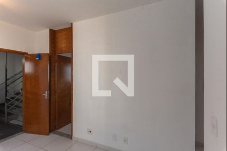 Sala de apartamento à venda com 2 quartos, 58m² em Jardim Cura D’ars, Campinas