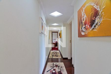 Corredor de apartamento à venda com 3 quartos, 150m² em Santana, São Paulo