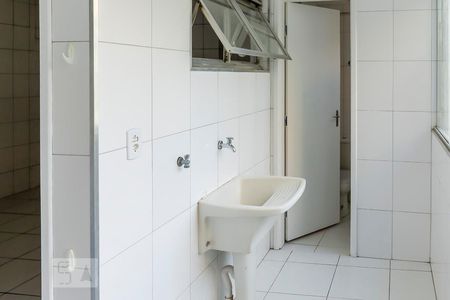 Área de serviço de apartamento para alugar com 3 quartos, 67m² em Água Fria, São Paulo