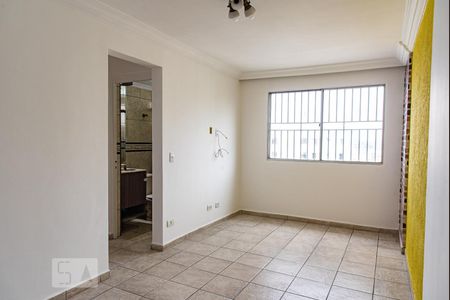 Sala de apartamento para alugar com 2 quartos, 55m² em Jardim Celeste, São Paulo