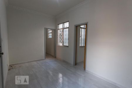 Sala de apartamento para alugar com 2 quartos, 52m² em São Francisco Xavier, Rio de Janeiro