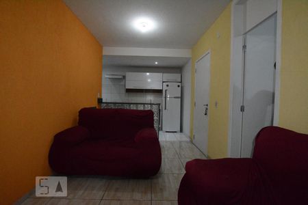 Sala de apartamento à venda com 3 quartos, 51m² em Parada de Lucas, Rio de Janeiro