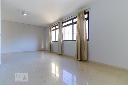 Sala de apartamento para alugar com 1 quarto, 68m² em Centro, Campinas