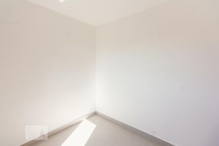 Quarto 1 de apartamento para alugar com 2 quartos, 38m² em Vila Paiva, São Paulo