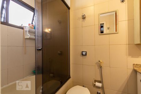 Apartamento à venda com 140m², 3 quartos e 3 vagas Apartamento à venda com 140m², 3 quartos e 3 vagasBanheiro da Suíte