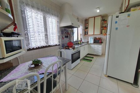 Apartamento à venda com 140m², 3 quartos e 3 vagas Apartamento à venda com 140m², 3 quartos e 3 vagasCozinha