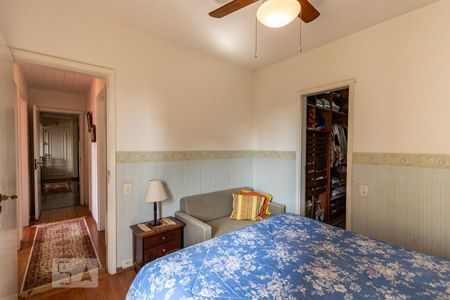 Apartamento à venda com 140m², 3 quartos e 3 vagas Apartamento à venda com 140m², 3 quartos e 3 vagasSuíte