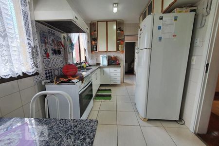 Apartamento à venda com 140m², 3 quartos e 3 vagas Apartamento à venda com 140m², 3 quartos e 3 vagasCozinha