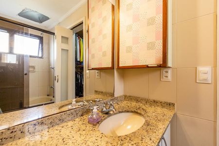 Apartamento à venda com 140m², 3 quartos e 3 vagas Apartamento à venda com 140m², 3 quartos e 3 vagasBanheiro da Suíte