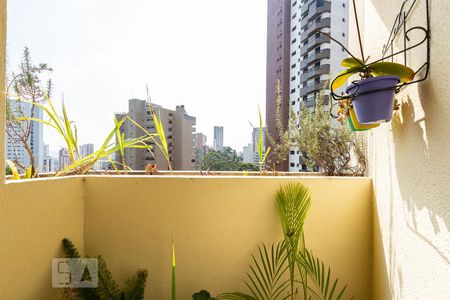 Apartamento à venda com 140m², 3 quartos e 3 vagas Apartamento à venda com 140m², 3 quartos e 3 vagasSacada da Suíte