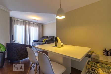 Sala de apartamento para alugar com 3 quartos, 100m² em Jardim dos Camargos, Barueri