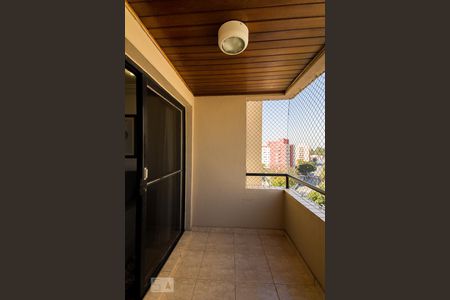 Varanda Sala de apartamento à venda com 3 quartos, 69m² em Vila Firmiano Pinto, São Paulo