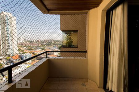 Varanda Sala de apartamento à venda com 3 quartos, 69m² em Vila Firmiano Pinto, São Paulo