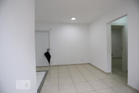 Sala de apartamento para alugar com 2 quartos, 51m² em Vila São João, Barueri