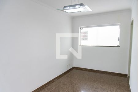 Sala de jantar de casa para alugar com 3 quartos, 250m² em Vila Monumento, São Paulo