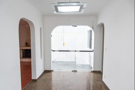 Sala de jantar de casa para alugar com 3 quartos, 250m² em Vila Monumento, São Paulo