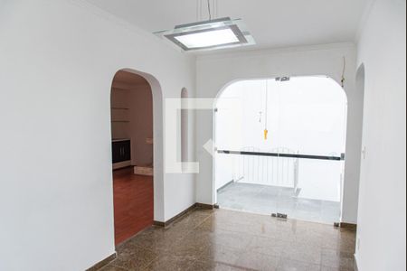 Sala de jantar de casa para alugar com 3 quartos, 250m² em Vila Monumento, São Paulo