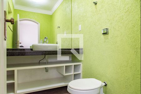 Lavabo de casa para alugar com 3 quartos, 250m² em Vila Monumento, São Paulo